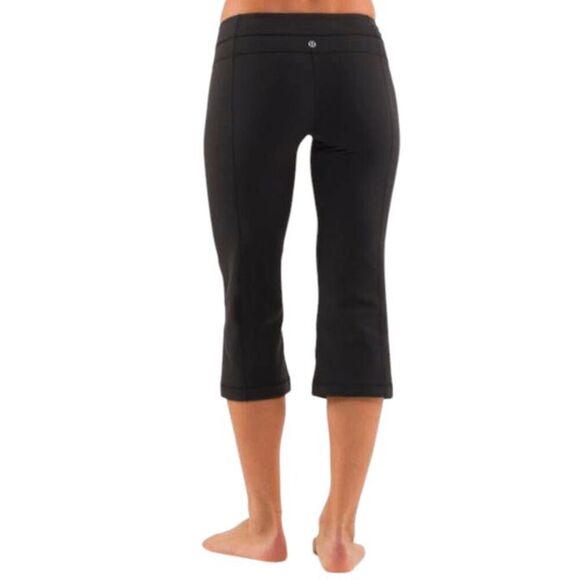 LULULEMON ATHLETICA Groove Crop In Black Size 8 - Picture 2 of 4